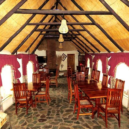 Parrot Lodge Bulawayo Eksteriør billede
